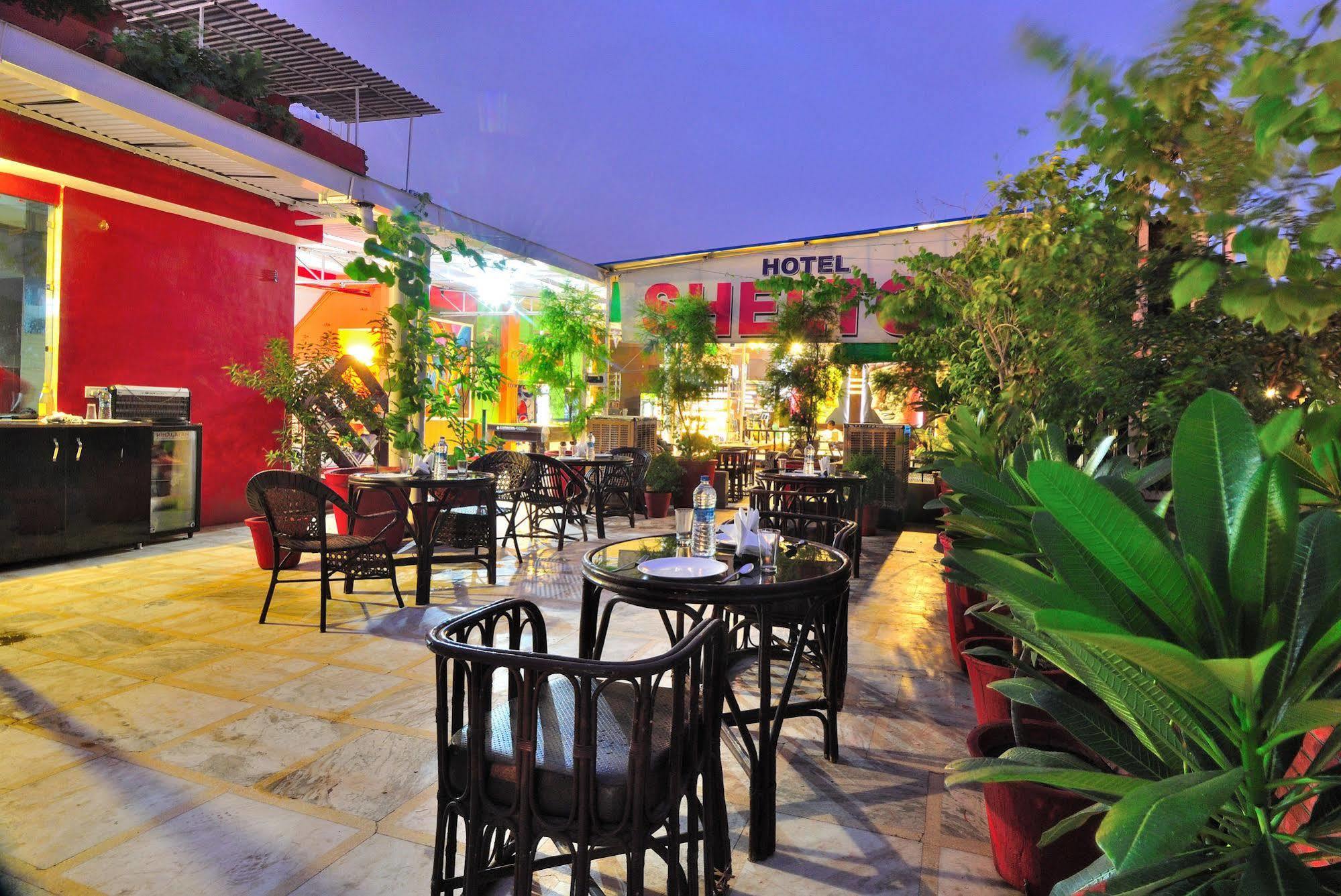 Hotel Shelton New Delhi Extérieur photo