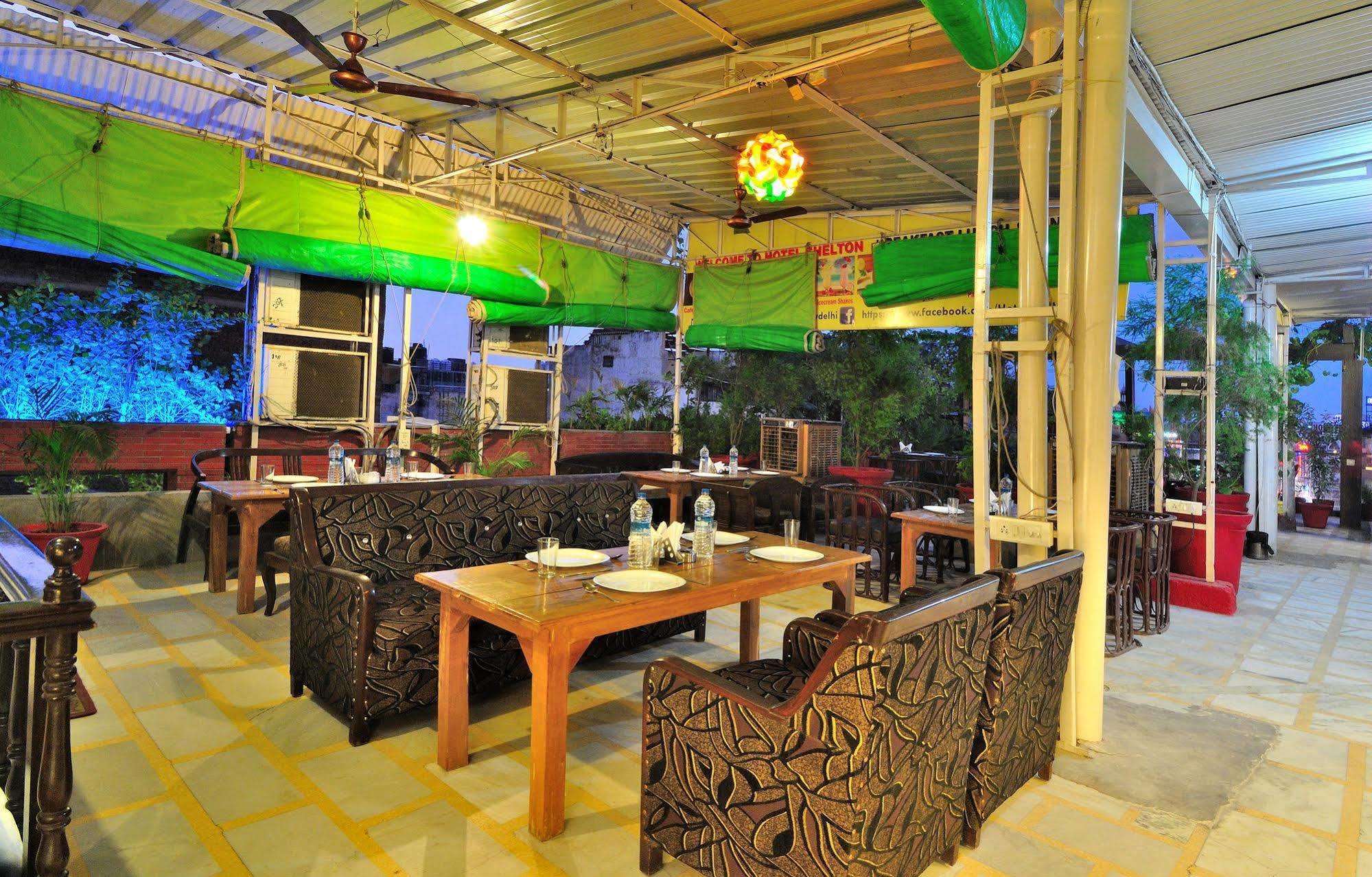 Hotel Shelton New Delhi Extérieur photo