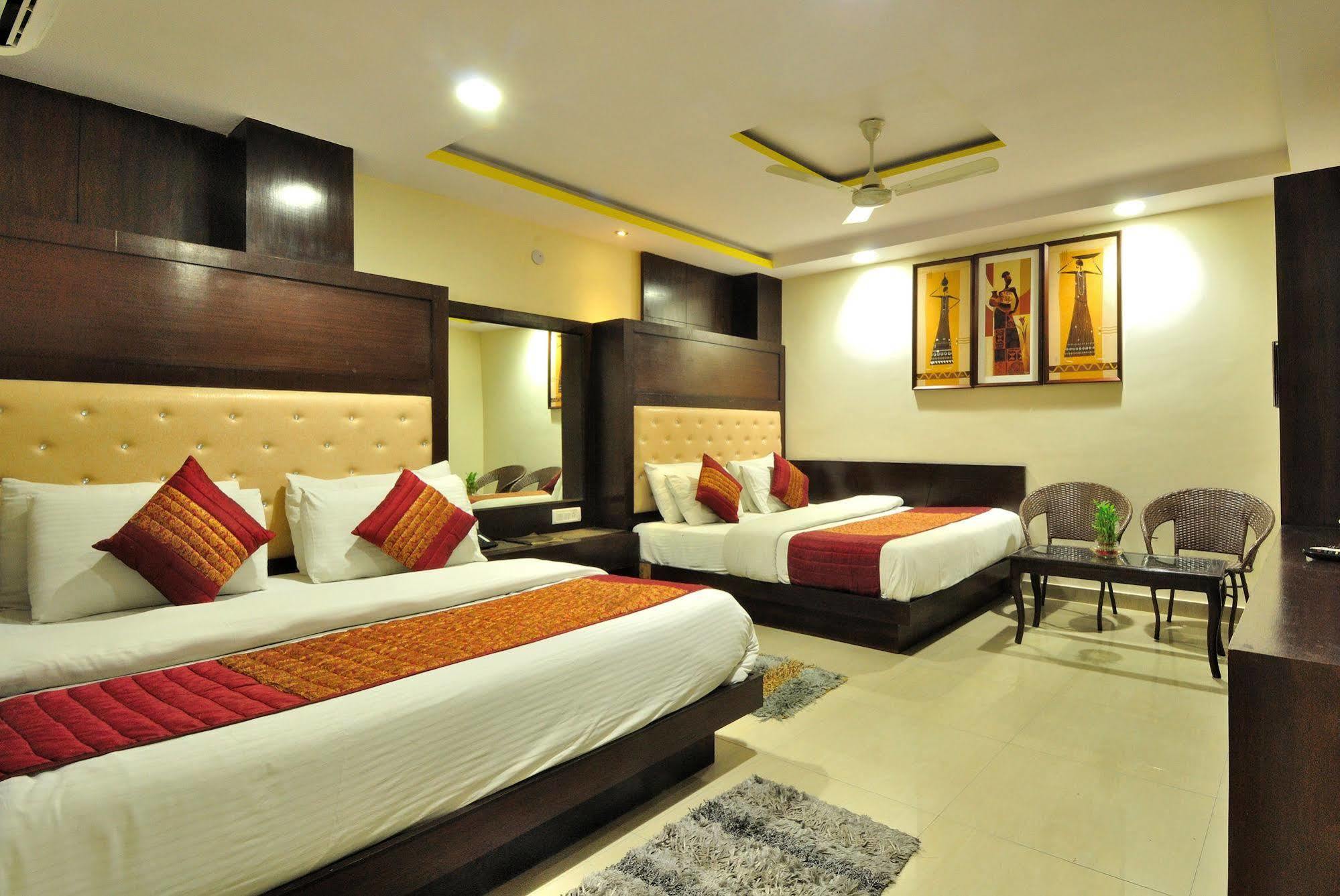 Hotel Shelton New Delhi Extérieur photo