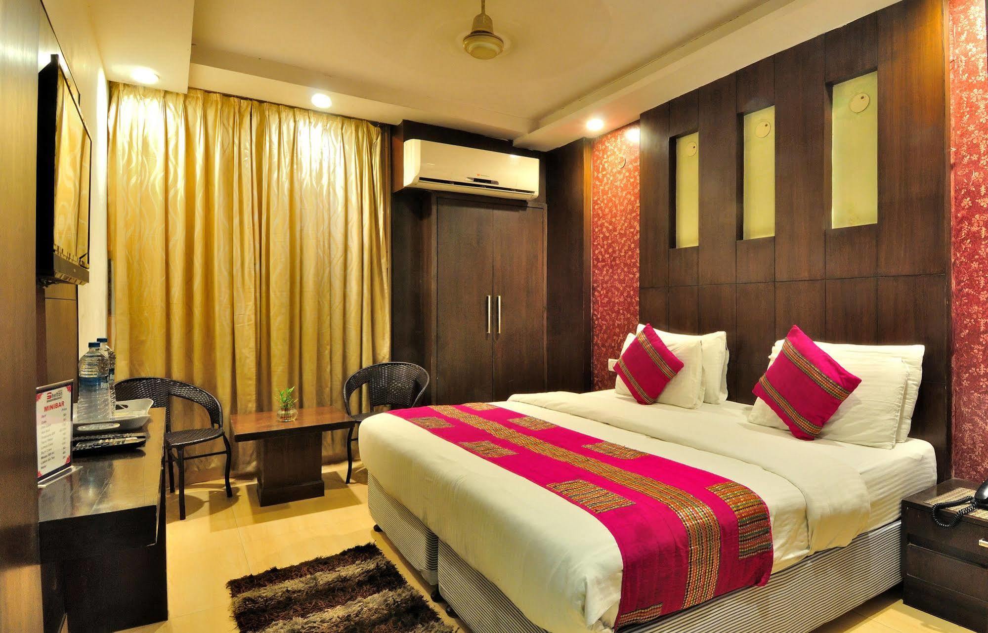 Hotel Shelton New Delhi Extérieur photo