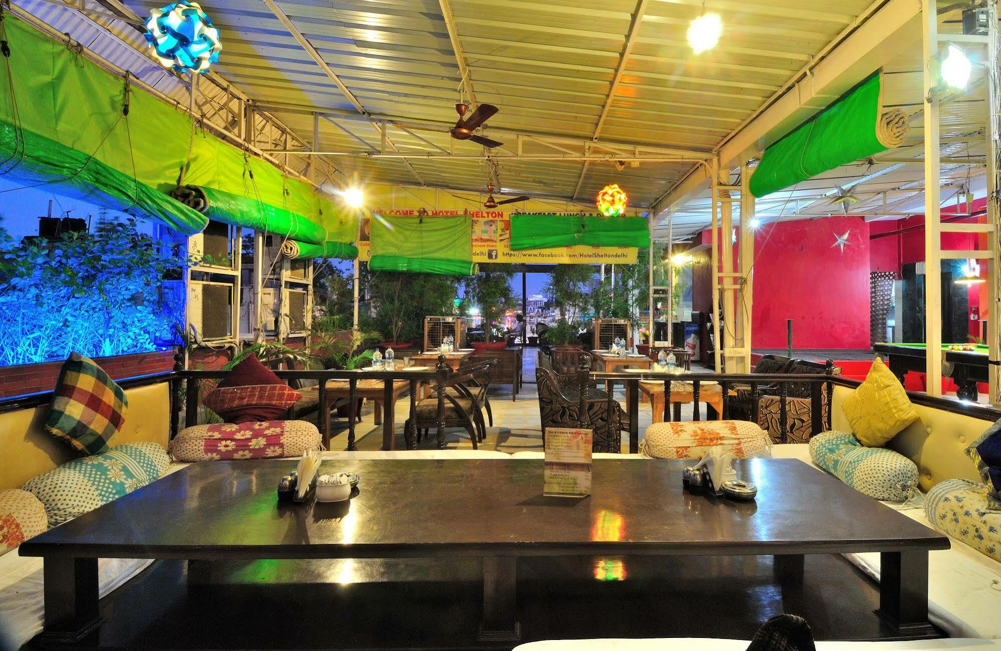 Hotel Shelton New Delhi Extérieur photo