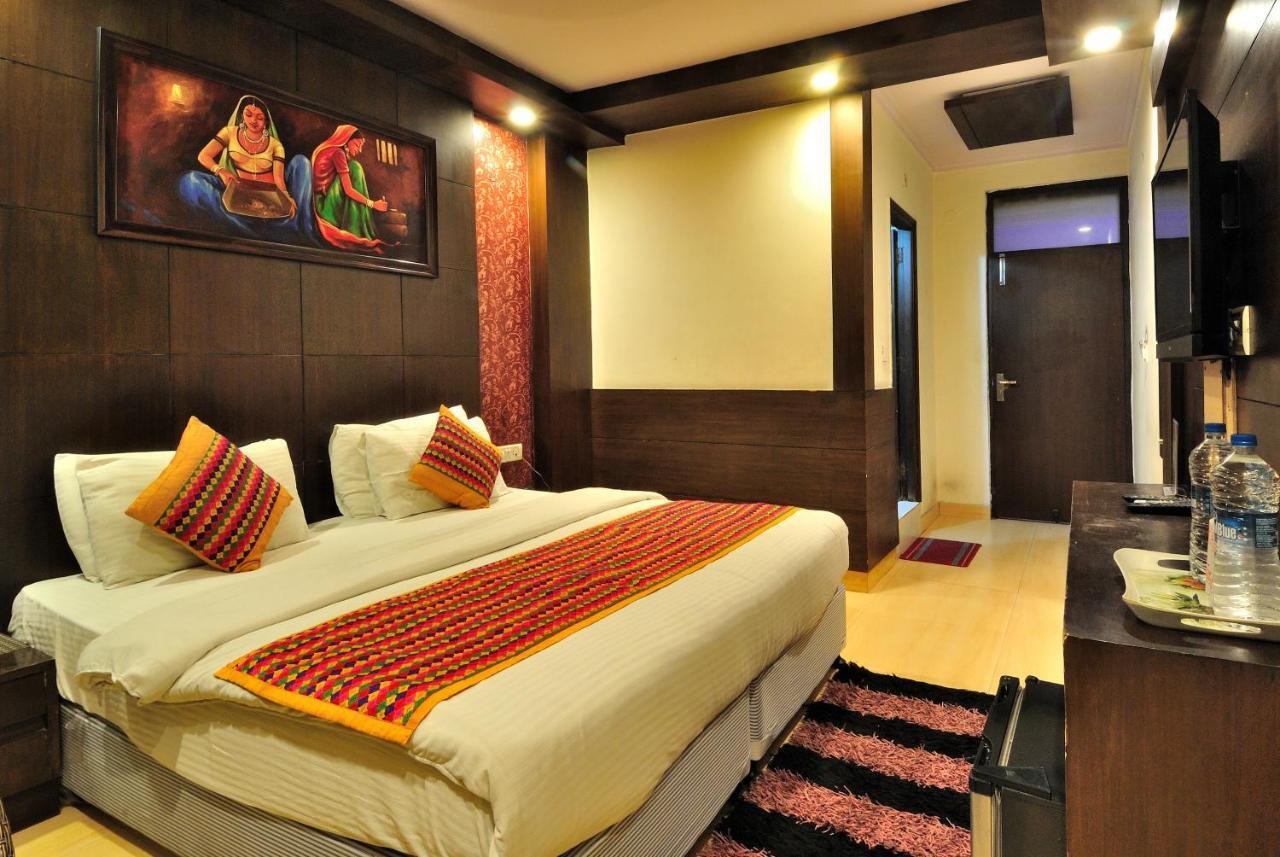 Hotel Shelton New Delhi Extérieur photo